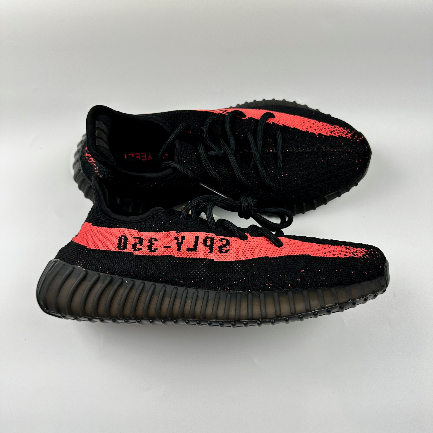 Yeezy Boost 350 V2 - Core Red